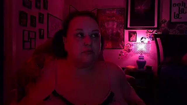 theUnihorniest online show from April 4, 1:34 am