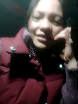 jjennyyy online show from January 10, 1:50 pm