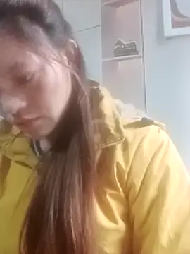 jjennyyy online show from May 3, 2:49 am