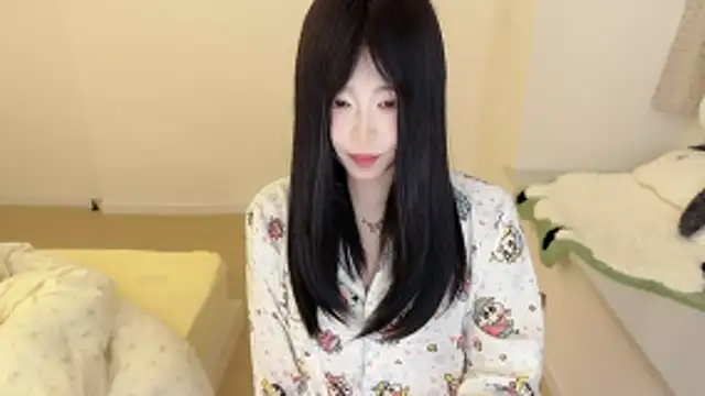 Onefiona online show from February 7, 10:45 am