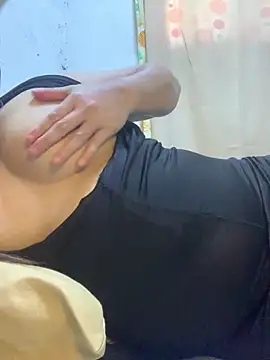 SWEETANDSPICYPINAY online show from January 18, 3:54 am