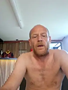 Snapshot of mikman100 chatting on June 16, 5:02 pm mikman100 online show from June 16, 5:02 pm