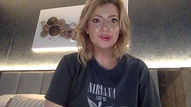 SydneyNoir online show from January 16, 8:18 am