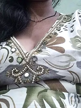 Zaara101 online show from March 21, 7:18 pm