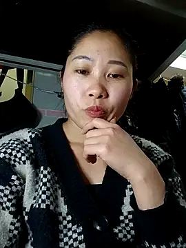 Snapshot of aaa_sexy_aaa chatting on February 17, 11:51 am aaa sexy aaa online show from February 17, 11:51 am