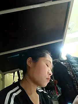 Snapshot of aaa_sexy_aaa chatting on February 19, 10:45 am aaa sexy aaa online show from February 19, 10:45 am