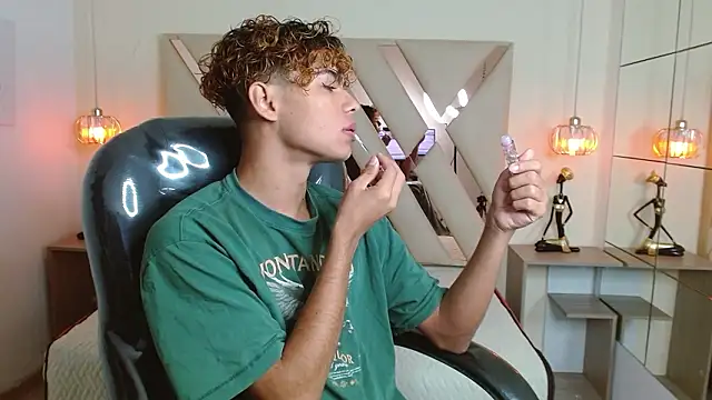 Anyelo Twink online show from March 25, 4:45 am