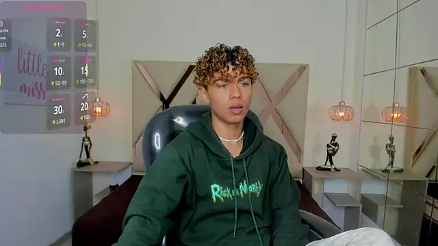 Anyelo Twink online show from April 15, 5:24 am