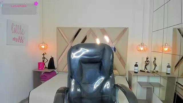 Snapshot of Anyelo_Twink chatting on July 11, 4:35 am Anyelo Twink online show from July 11, 4:35 am