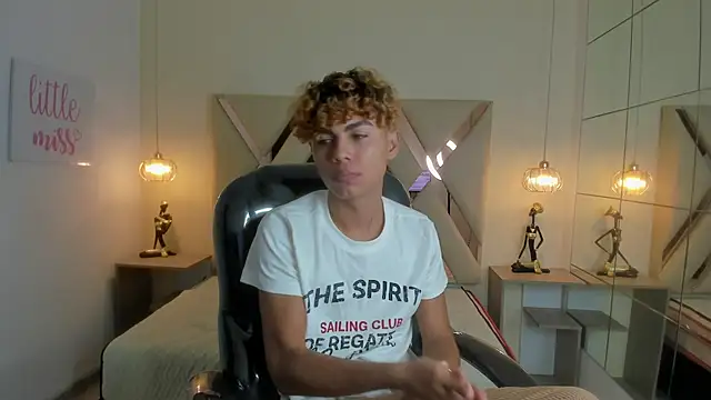 Anyelo Twink online show from March 24, 4:23 am