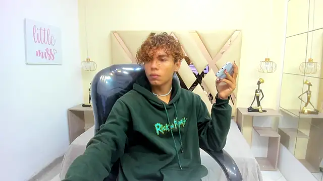 Anyelo Twink online show from February 15, 1:10 pm