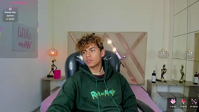 Anyelo Twink online show from May 10, 5:11 am