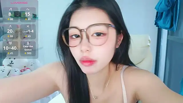 -XiaoYu-777 online show from April 1, 7:53 am