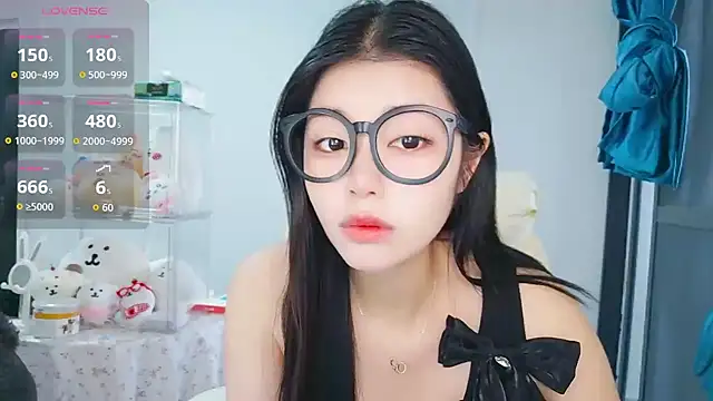 -XiaoYu-777 online show from April 10, 9:05 am