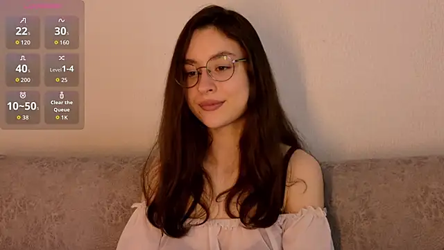 Snapshot of classy____ chatting on May 15, 2:59 pm classy online show from May 15, 2:59 pm