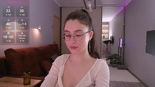 classy     online show from March 17, 1:03 pm