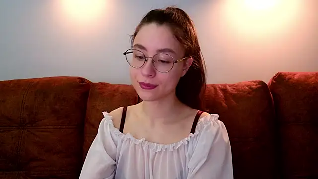 classy     online show from April 12, 10:07 am