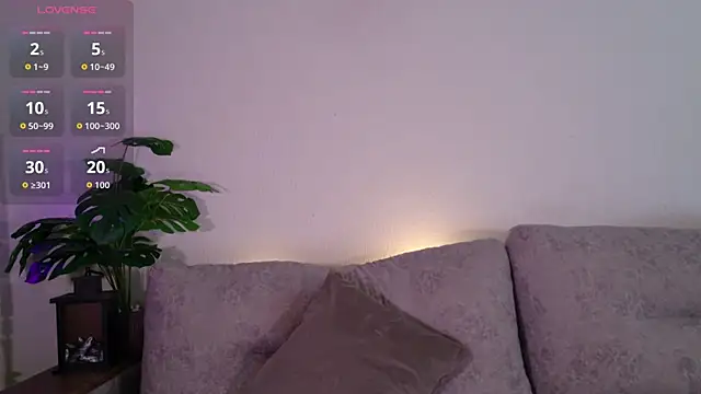 Snapshot of classy____ chatting on July 12, 1:12 pm classy online show from July 12, 1:12 pm