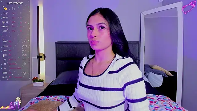 lilith petit  online show from March 4, 1:08 pm