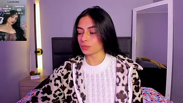 lilith petit  online show from March 14, 1:50 pm