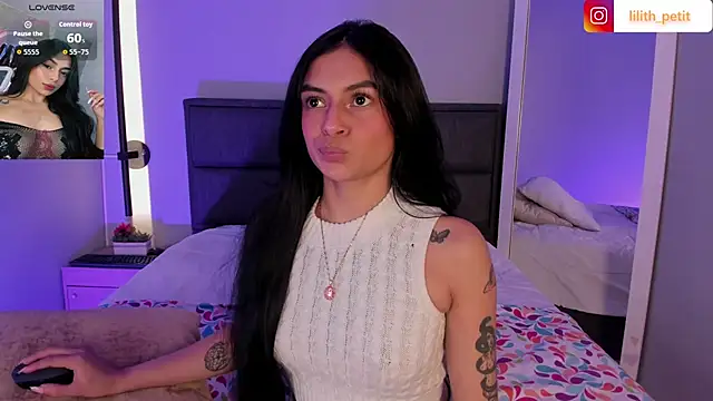 lilith petit  online show from March 28, 8:32 pm