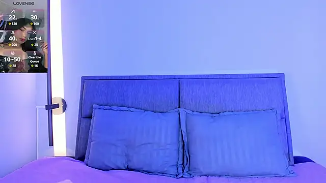 Snapshot of lilith_petit_ chatting on May 27, 1:07 pm lilith petit online show from May 27, 1:07 pm