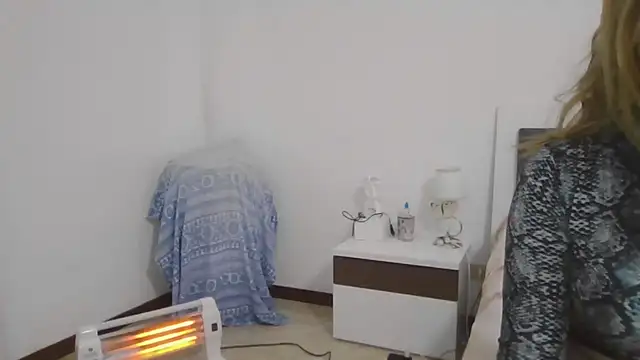 Clara1986 online show from February 1, 5:00 pm