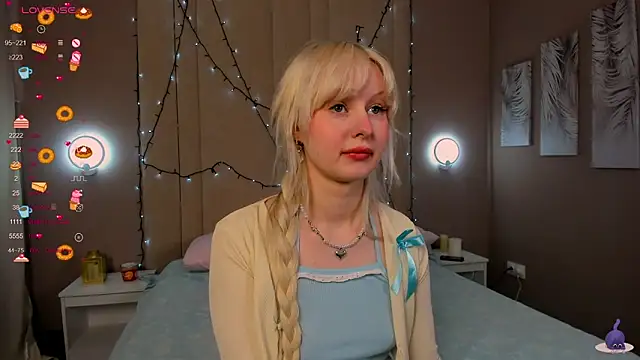 AdeleSilvy online show from March 28, 1:39 am