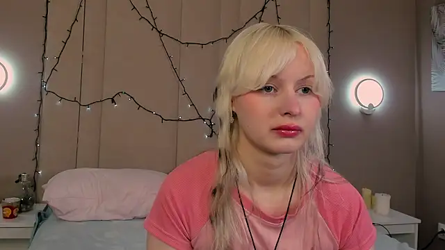 AdeleSilvy online show from March 4, 1:57 am