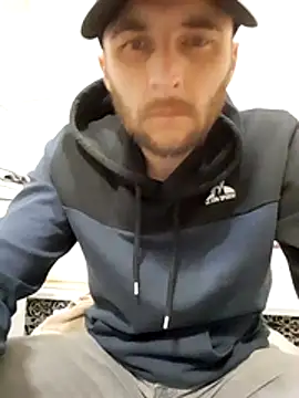 80julien online show from March 15, 2:57 pm