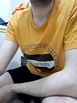 80julien online show from February 26, 2:00 am