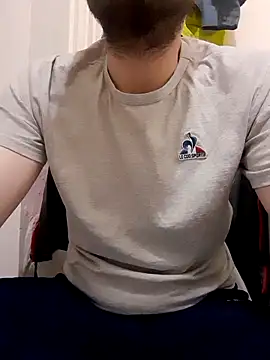 80julien online show from March 9, 6:22 pm