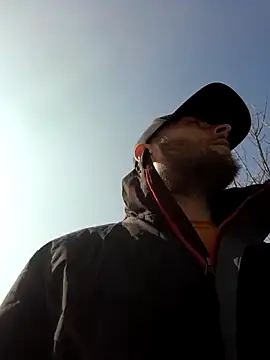 80julien online show from March 22, 1:34 pm