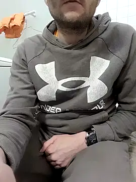 80julien online show from February 24, 12:44 am