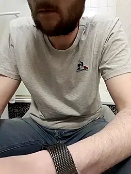 80julien online show from March 23, 7:36 pm