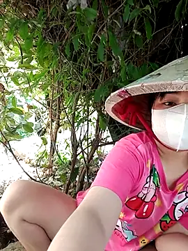 EnzxMoon02 online show from February 1, 5:27 am