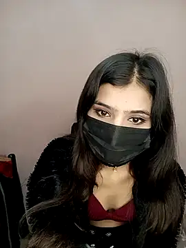 hotyjiyaaaa online show from January 12, 9:49 am