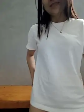 Vanvan68xx online show from April 6, 10:55 pm