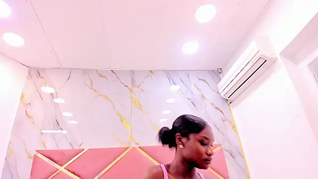 passion black online show from February 3, 6:46 pm