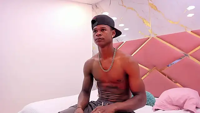 passion black online show from February 12, 7:24 pm