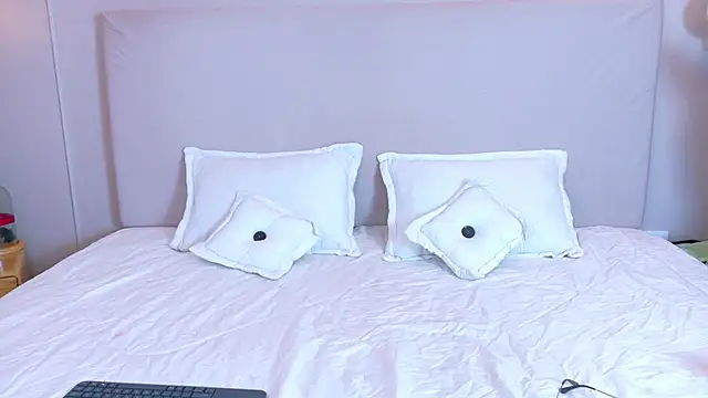 zarah queen online show from February 19, 3:14 am