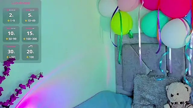 Britanny77 online show from April 4, 11:44 pm