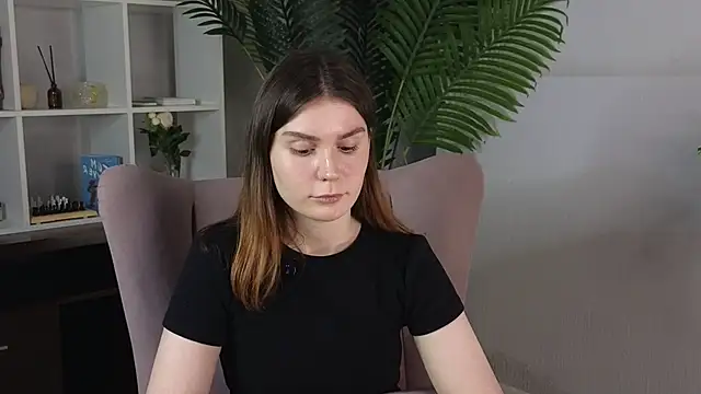 Snapshot of RickiHamelinck chatting on January 11, 7:59 am RickiHamelinck online show from January 11, 7:59 am