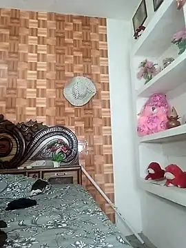 Angel eyes00 online show from April 12, 7:44 am