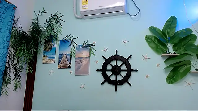 Snapshot of lucerodelamanana343 chatting on February 16, 7:12 pm lucerodelamanana343 online show from February 16, 7:12 pm