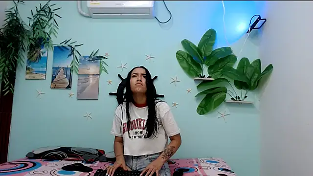 Snapshot of lucerodelamanana343 chatting on February 11, 7:25 pm lucerodelamanana343 online show from February 11, 7:25 pm