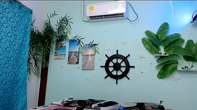 Snapshot of lucerodelamanana343 chatting on February 12, 7:46 pm lucerodelamanana343 online show from February 12, 7:46 pm