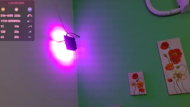 Snapshot of lucerodelamanana343 chatting on May 25, 7:23 pm lucerodelamanana343 online show from May 25, 7:23 pm