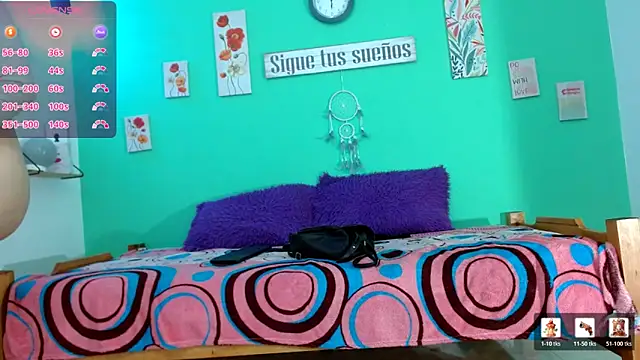 Snapshot of lucerodelamanana343 chatting on May 24, 7:47 pm lucerodelamanana343 online show from May 24, 7:47 pm