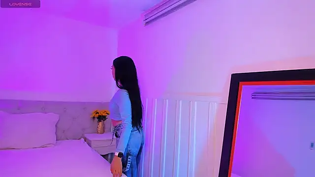 Little Lexyy online show from April 14, 3:11 am